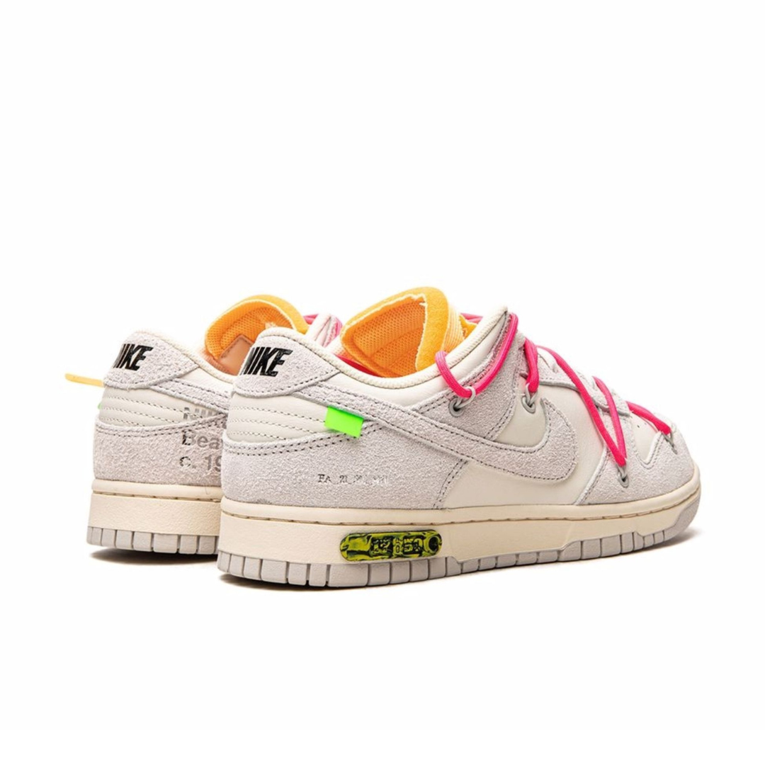 Dunk Off 'Lot 17'