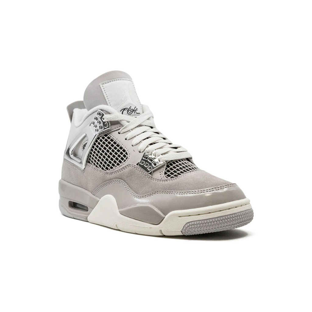 J4 Retro 'Frozen Moments'
