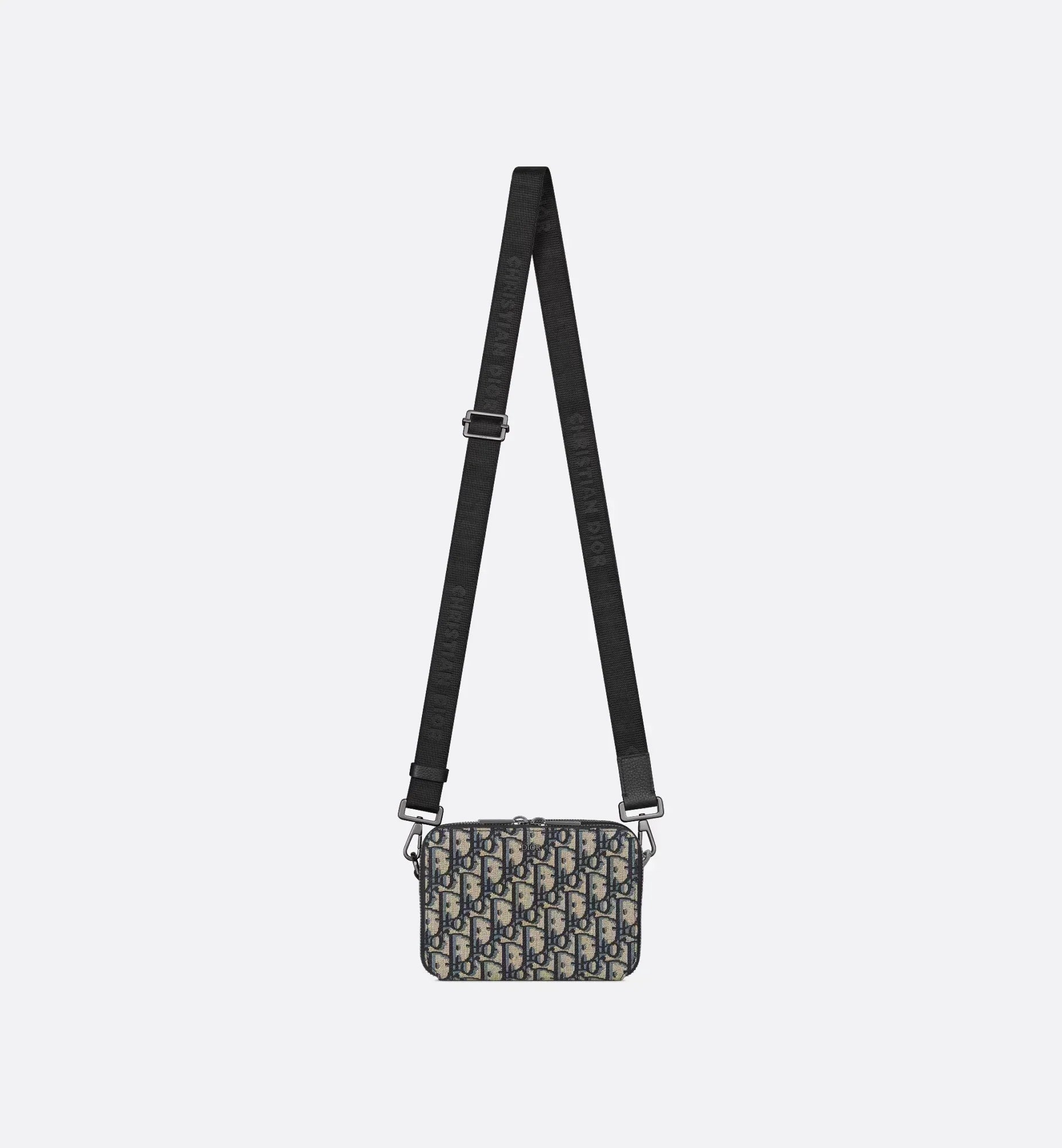 Pouch mit Reißverschluss und Riemen