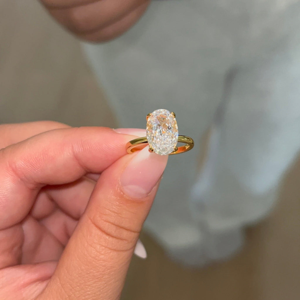 Oval Diamond Ring | 925 Sterling Silver