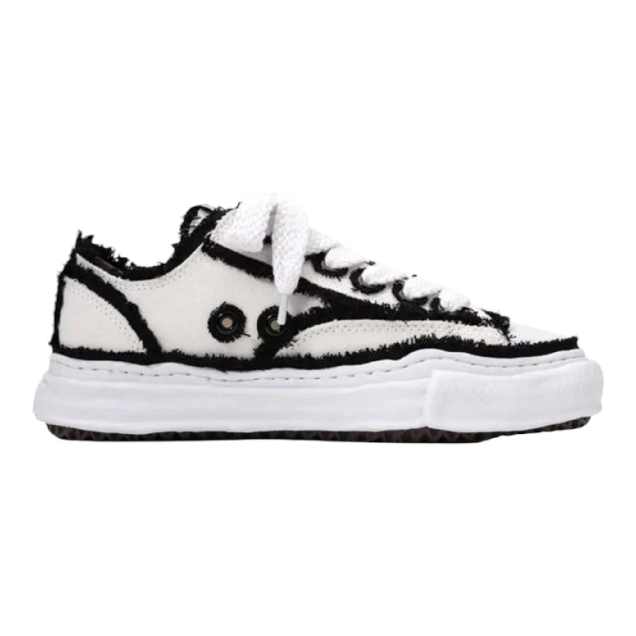 FLARED LOW SNEAKER
