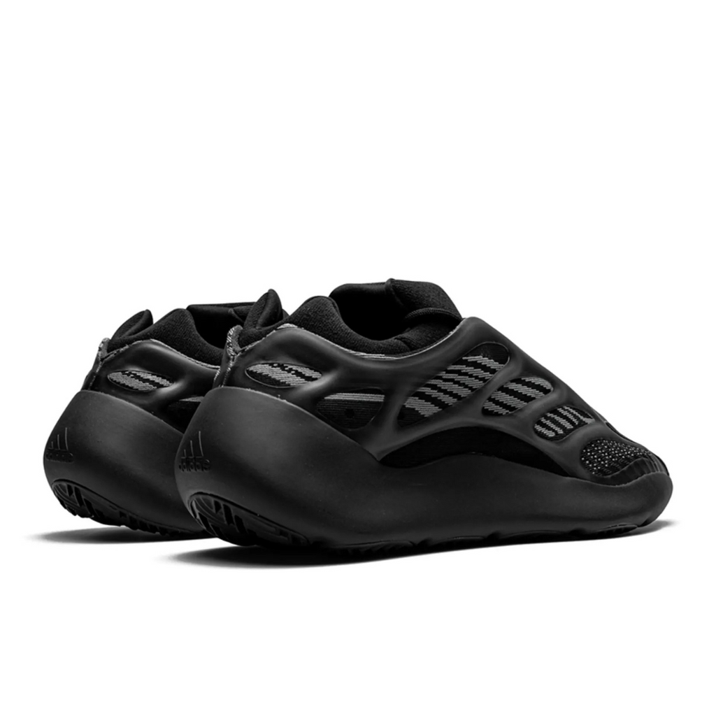 YZY - 700 V3 'Alvah'