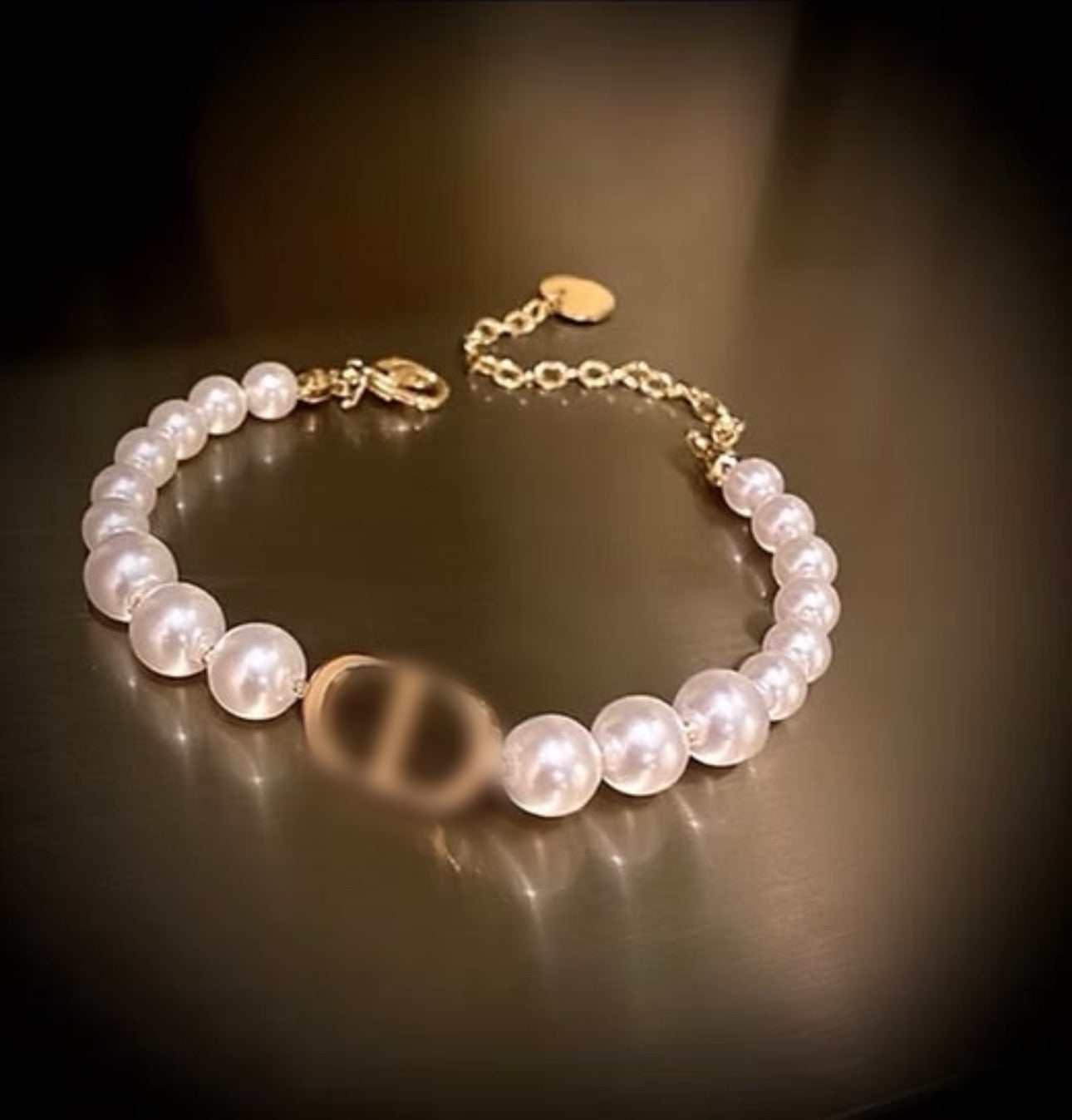 Pearl bracelet